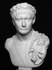 Büste des Trajan